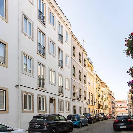 아파트 Bright Tailor Made Flat With A View In Estrela *