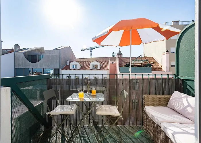 Appartement Bright Tailor Made Flat With A View In Estrela Lissabon