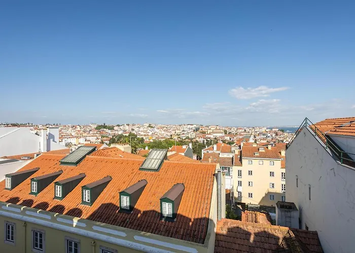 Bright Tailor Made Flat With A View In Estrela Appartement Lissabon